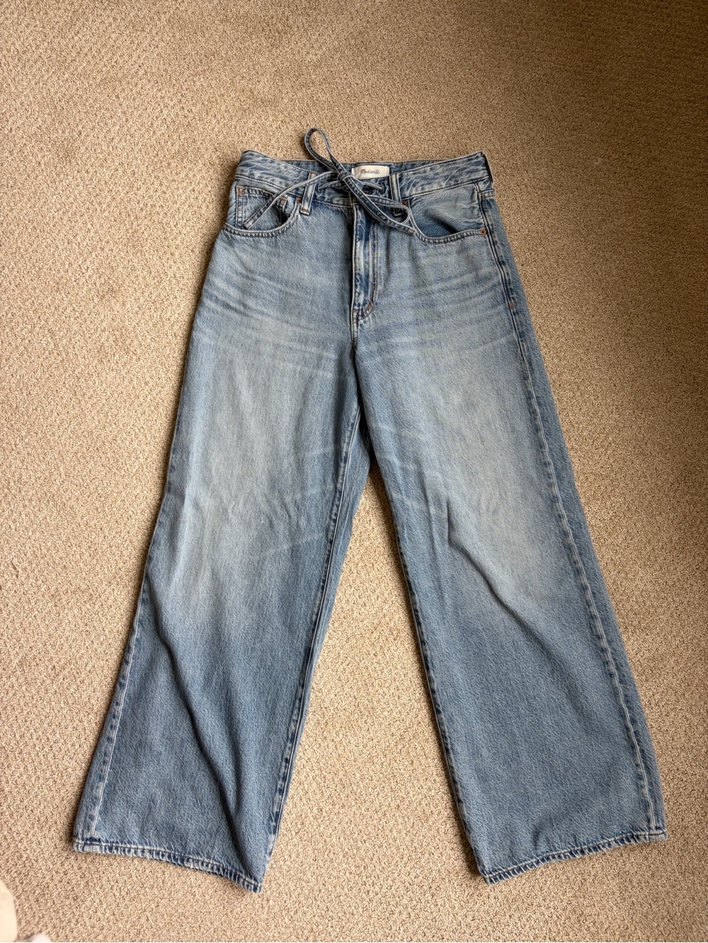 Madewell | The Ultimate Curvy Wide Legged Airy Denim